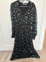 Midikleid mit Blümchen Nordrhein-Westfalen - Wesel Vorschau