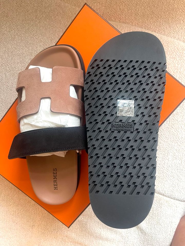 Hermes Chypre Sandalen in Mannheim