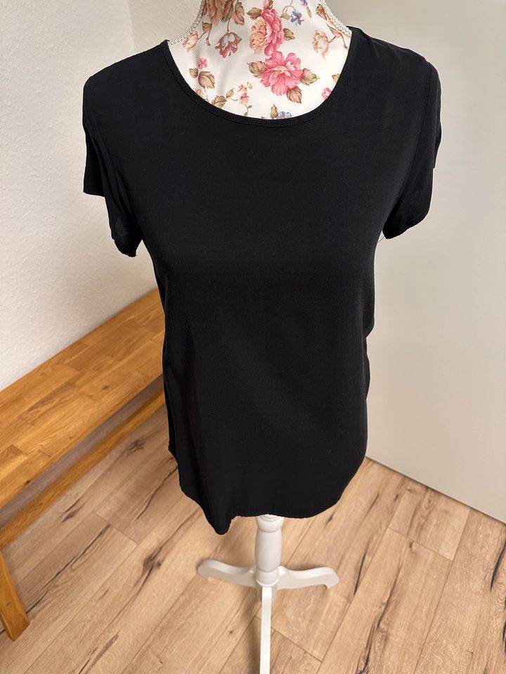 Vero Moda Shirt in Schwarz Größe XS in Bad Vilbel
