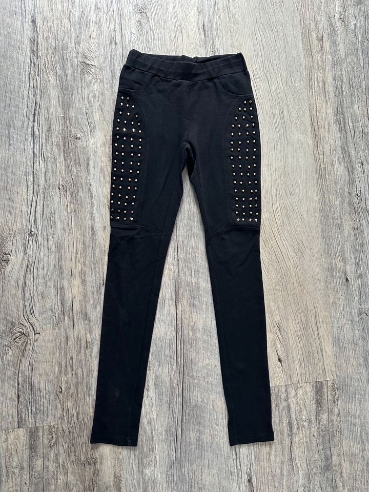 Zara Legging Größe S/M mit Nieten in Bielefeld