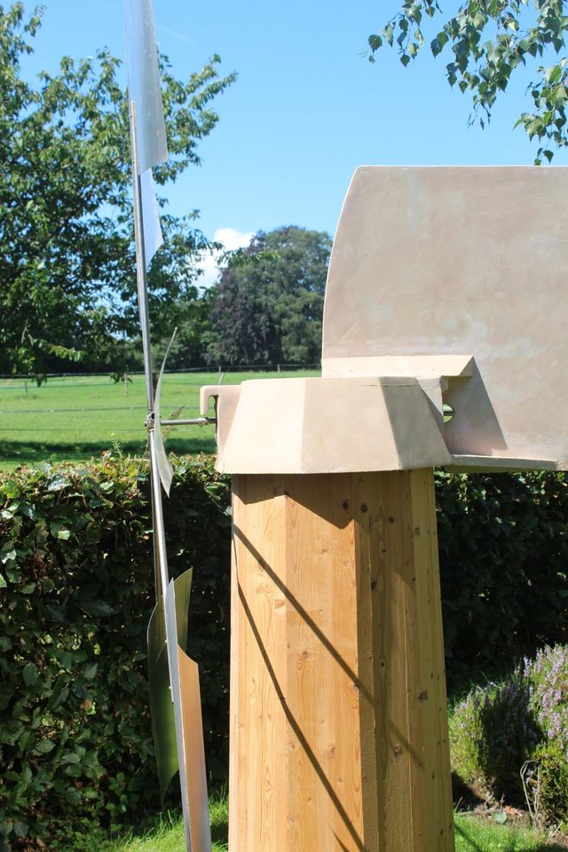 Modell-Windmühle für den Garten (nicht vollständiger Bausatz) in Neuenrade