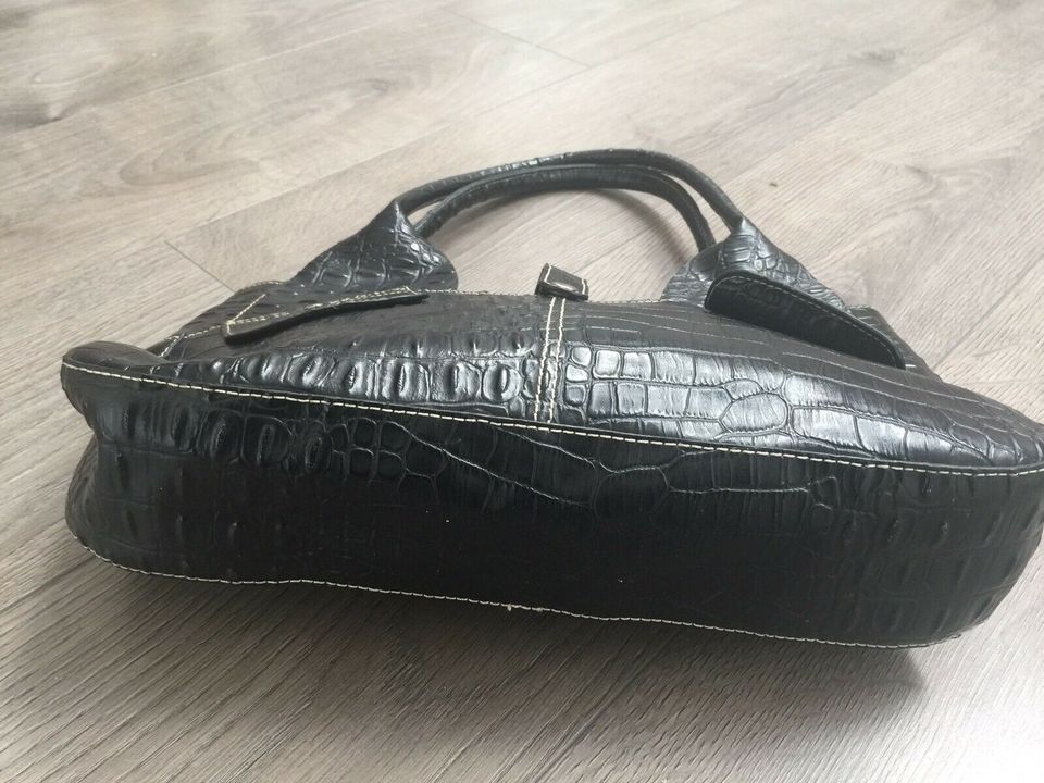 Damen Schuhe Schwarz in Gr links 40 rechts 39 mit passende Tasche in Heiligenhaus