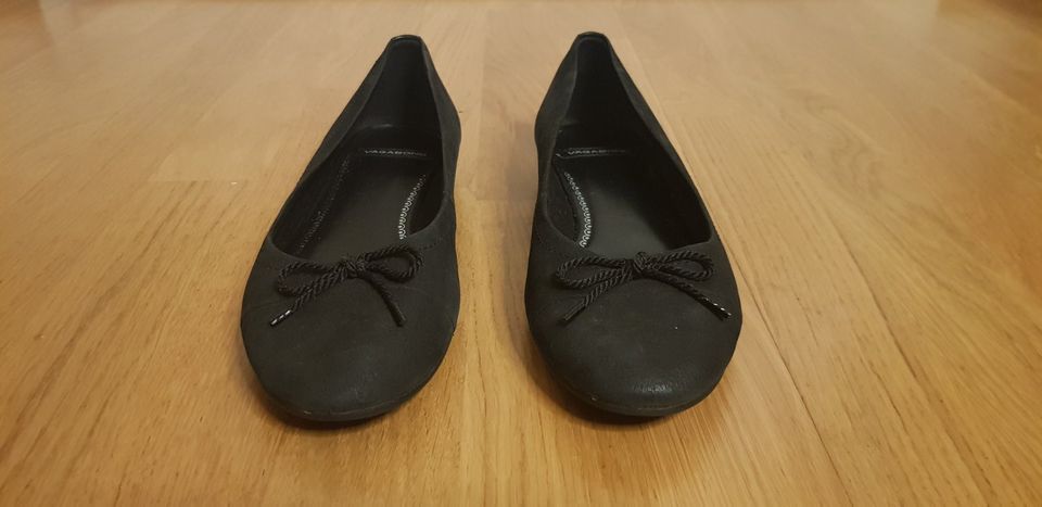 VAGABOND Ballerina SEHR GUTER ZUSTAND schwarz Halbschuhe Gr. 38 in Leipzig