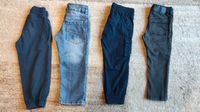 4 Hosen Paket Jeans Jogginghose Stoffhose lang Gr. 98 Niedersachsen - Cuxhaven Vorschau