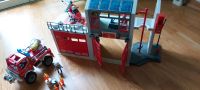 Playmobil Feuerwehr-LKW und Feuerwehrhaus mit viel Zubehör Leipzig - Kleinzschocher Vorschau