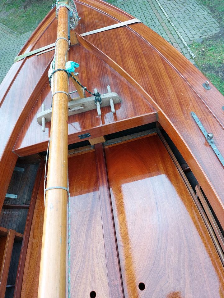 BM Jolle, Segelboot, komplett aus Holz in Diepholz