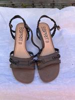 Absatzschuhe Esprit High Heels Sandalen Schnürschuh 36 Grau Bayern - Zorneding Vorschau