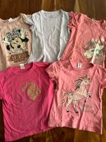 5 T-Shirts Einhorn 110 116 rosa Pink Flieder H&M München - Schwabing-Freimann Vorschau