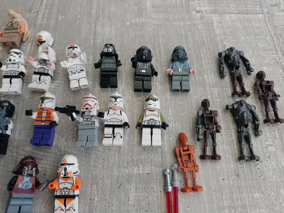 Lego StarWars Figuren Konvolut in Wegberg