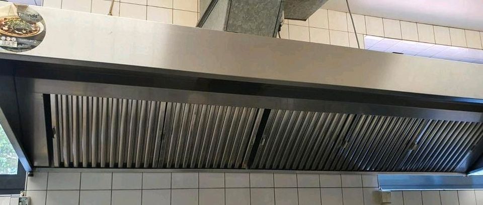 Schräghaube 280x100 cm Abzugshaube Lüftung Wandhaube CK Gastro in Hünfelden