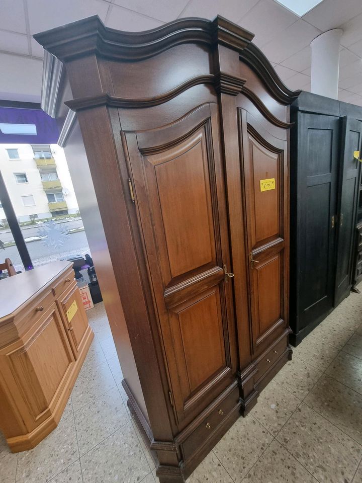 Kleiderschrank in Neuötting