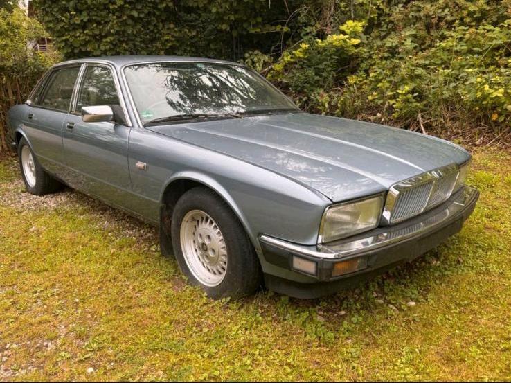 Abbildung des Autos Jaguar XJ 40 3,6 Soverei…
