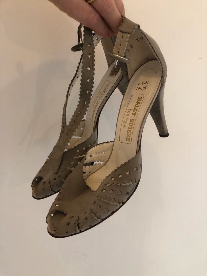 Bally • Pumps • High Heels Wildleder • Weiches Leder in Hamburg