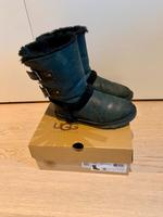 UGG Boots Lammfellstiefel Skylah Schwarz Black Gr. 37 UK 4.5 München - Schwabing-West Vorschau