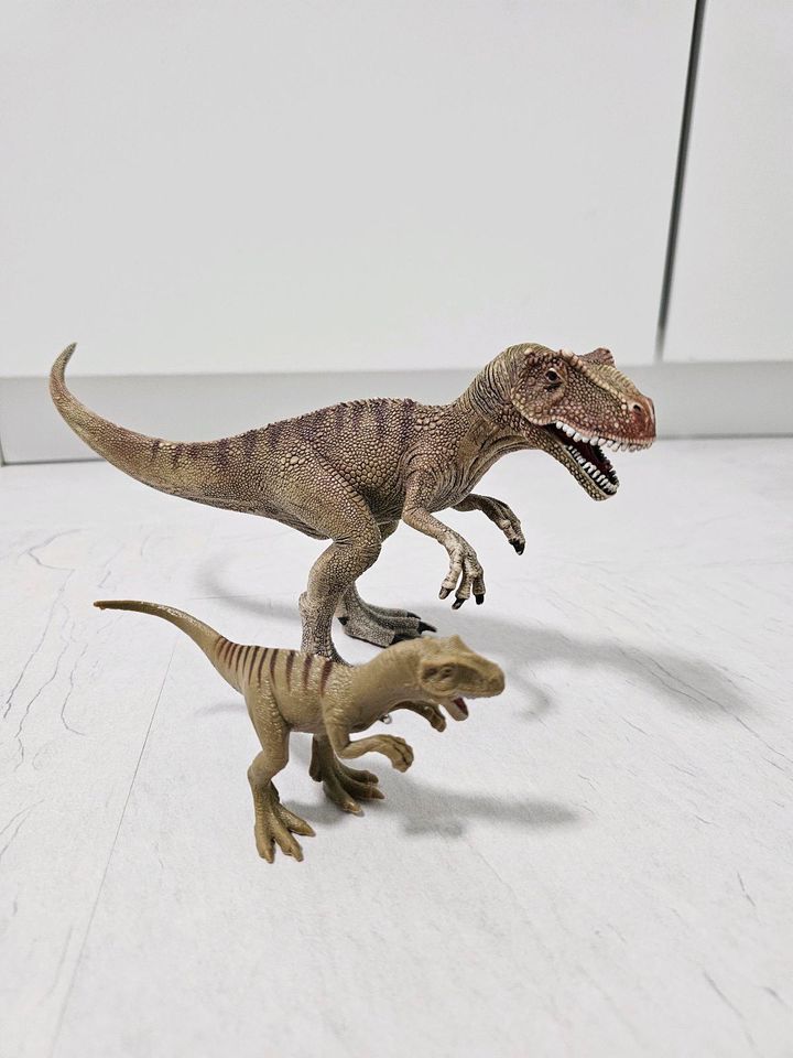 Schleich Dinosaurier Allosaurus 2016 mit Minifigur in Biberach an der Riß