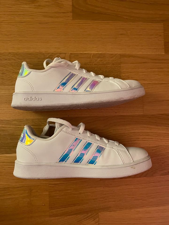 Adidas Performance multicolor bunt Regenbogen gr 34 sneaker in Bad Säckingen