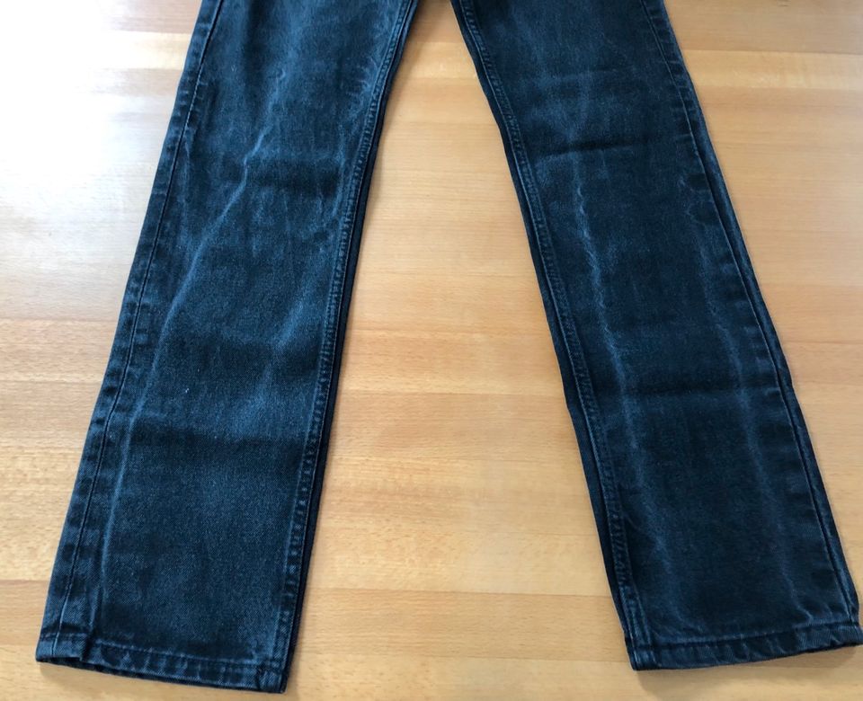 Bershka High Waist Straight Größe 32 in Niederdorfelden