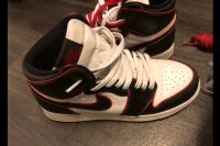 Jordan 1 Bloodline rot schwarz weiß 38.5 Stuttgart - Stuttgart-Mitte Vorschau