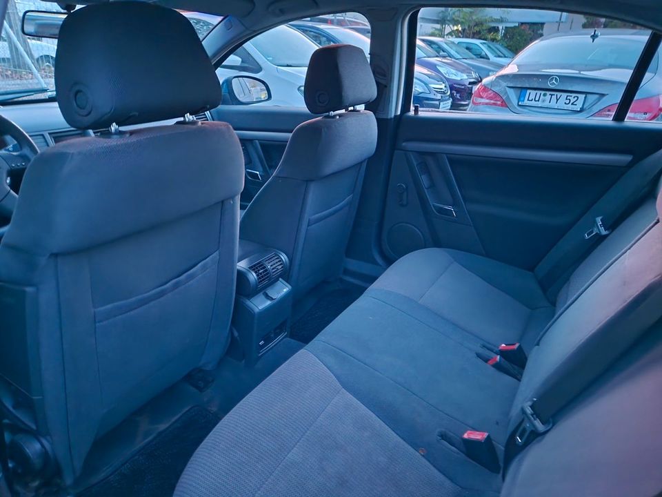 Opel Vectra C Lim. Comfort Automatikgetriebe in Ludwigshafen