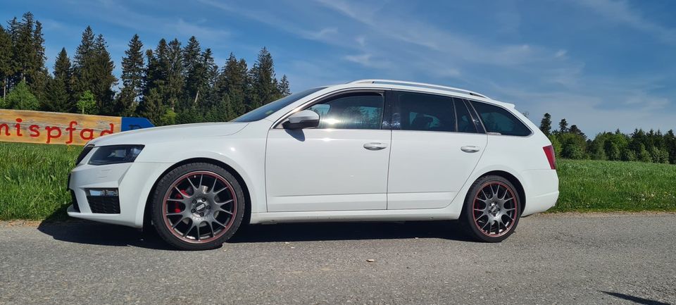 Skoda octavia VRS 4x4 2.0 TDI in Lindenberg im Allgäu