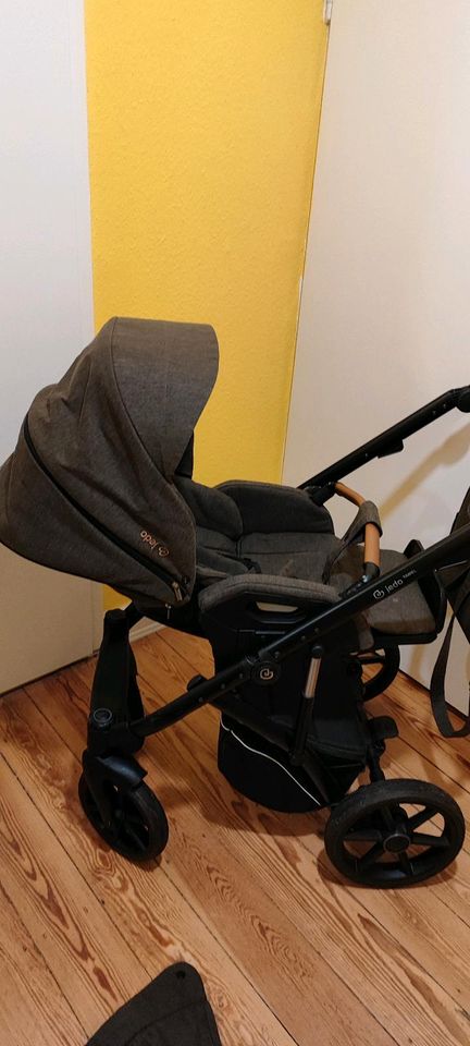 Jedo Tamel E34, Kinderwagen inkl. Sportaufsatz und Wickeltasche in Hamburg