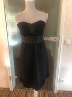 Cocktailkleid schwarz Bandeau Gr.38 Nordrhein-Westfalen - Lippstadt Vorschau