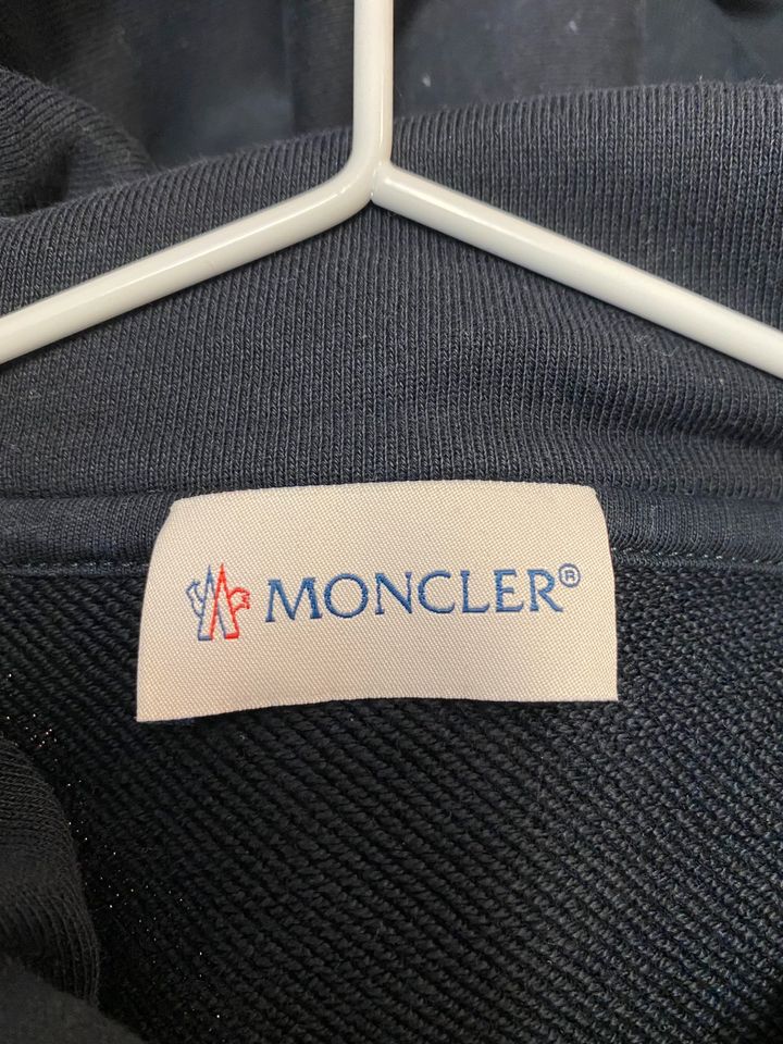 Moncler Hoodie Pullover Unisex in Augsburg