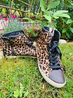 Sneaker Sportschuhe Stiefeletten  Gr.38  Crime London, Leopard Bayern - Freising Vorschau