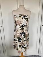Apart Kleid Gr. 40 L Beige Braun Blätter Blumen Muster Niedersachsen - Apen Vorschau