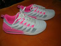 Biete Weiß/PINKE  SNEAKERS von ROAD STAR Gr.41 Bayern - Rimpar Vorschau