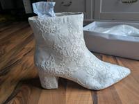 Stiefeletten Hochzeit weiß *NEU* Sachsen - Großpösna Vorschau