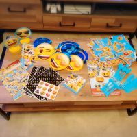 Emoji Party Deko Girlande Besteck Servietten Geschenktüten Niedersachsen - Celle Vorschau