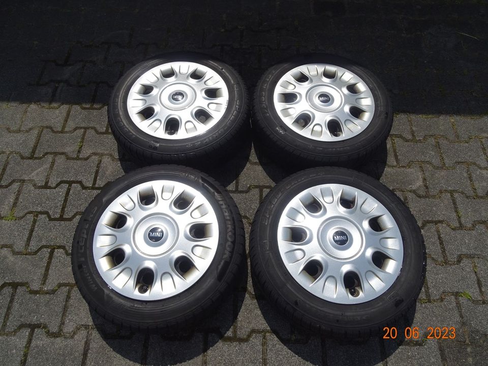 MINI Cooper Stahlfelgen mit Winterreifen 4x100 15" in Ohne