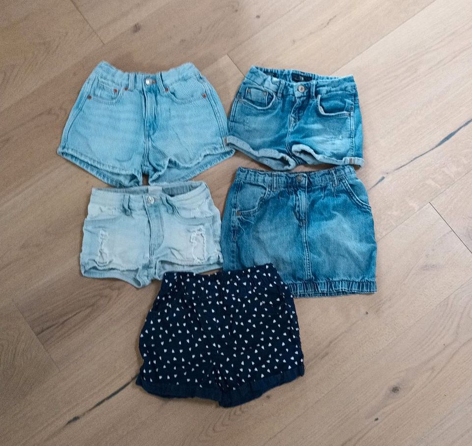 Jako-O  Zara H&M LTB Jeans Shorts Ballon Rock kurze Hose 128 in Solingen