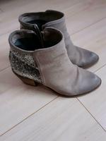 Bullboxer Schuhe Stiefeletten Gr. 39/38 Niedersachsen - Unterlüß Vorschau