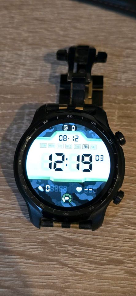 Smartwatch TicWatch Pro 3 GPS mit Zubehör in Ansbach