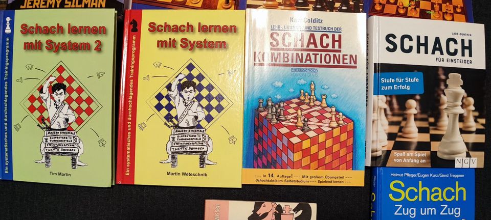 Schachbuch Konvolut im Wert von 200.00€ hier für 100,00€ in Mönchengladbach