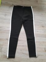 Only Hose Leggings Größe L schwarz weiß Schleswig-Holstein - Quarnstedt bei Wrist Vorschau