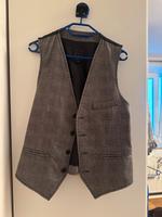 Modische Herren-Weste von Bershka – Größe L Neuhausen-Nymphenburg - Nymphenburg Vorschau