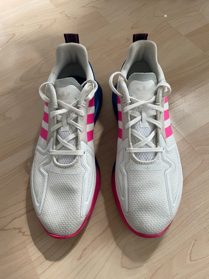 Adidas Sneaker weiß Größe 41 1/3 in Ronnenberg