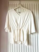 Hübsche weiße Bluse / Shirt mit weiten Ärmeln von C&A in S *NEU* Bayern - Kempten Vorschau