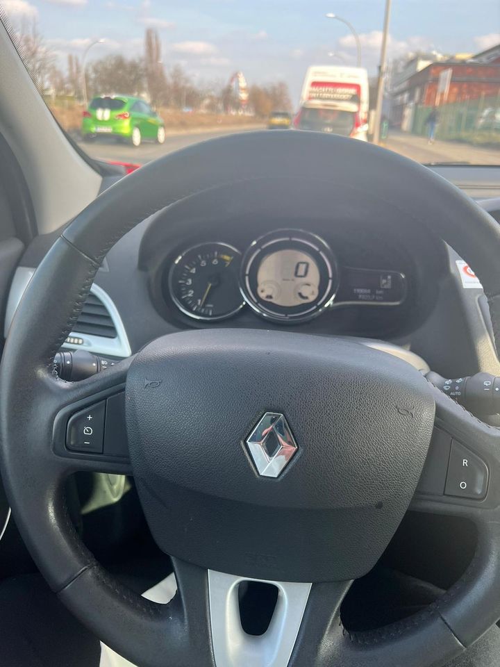Renault Megne Kombi 5500€ in Berlin