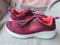 Skechers Memory Foam Sportschuhe Gr. 40 Inklusive Versand Nordrhein-Westfalen - Langenfeld Vorschau