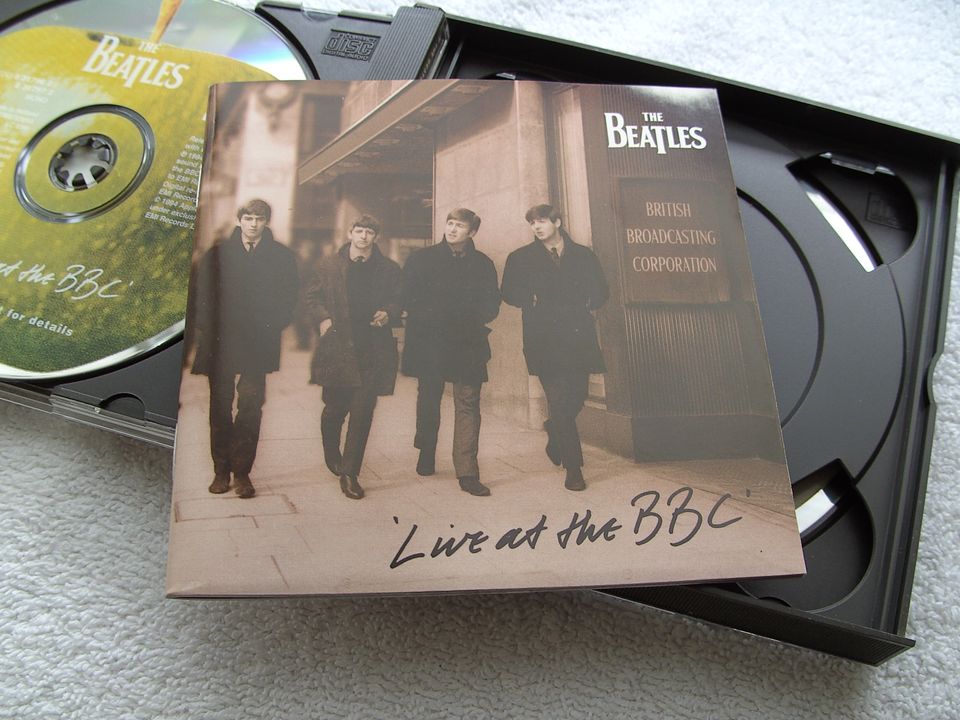 2-CD Box The BEATLES Live At The BBC Apple Records 1994 Rock Pop in Kamp-Lintfort