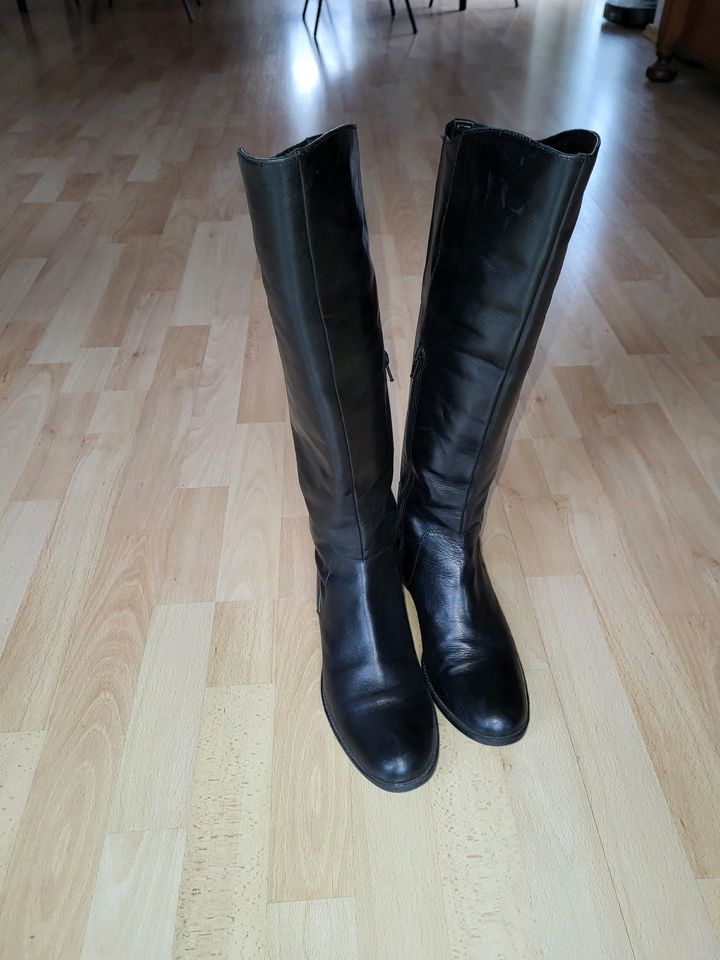 Klassische Stiefel mit Reißverschluss Leder schwarz 39 Bama in Stockdorf