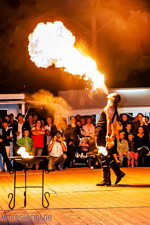 FIRE TWISTER & große CREW! Feuershow Feuerspucker Feuerschlucker! in Frankfurt am Main