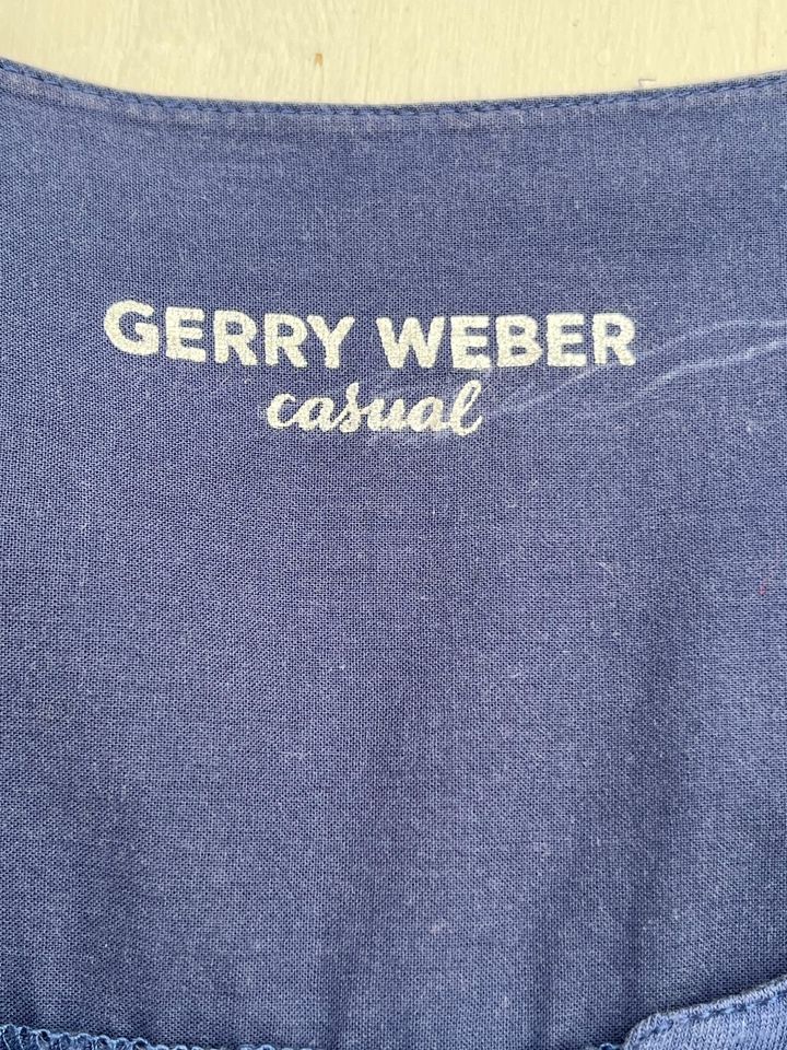 Gerry Weber Shirt Gr. 46, blau in Grevenbroich