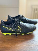 Nike Phantom Venom Fußball Schuhe Stollen Rasen 35,5 Hessen - Vellmar Vorschau