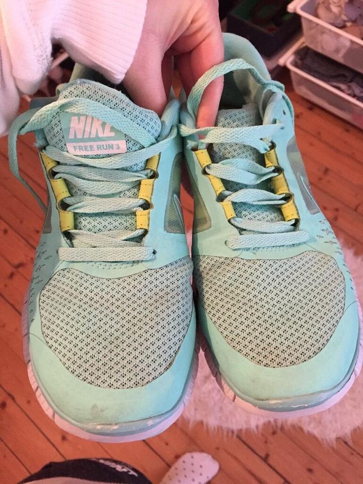 Nike free run tropical twist online