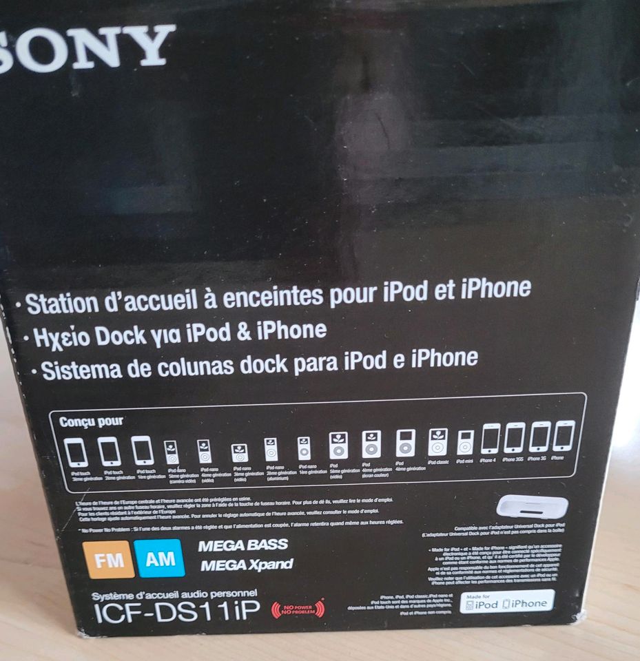 Sony ICF-DS11iP für iPhone und ipod in Bielefeld